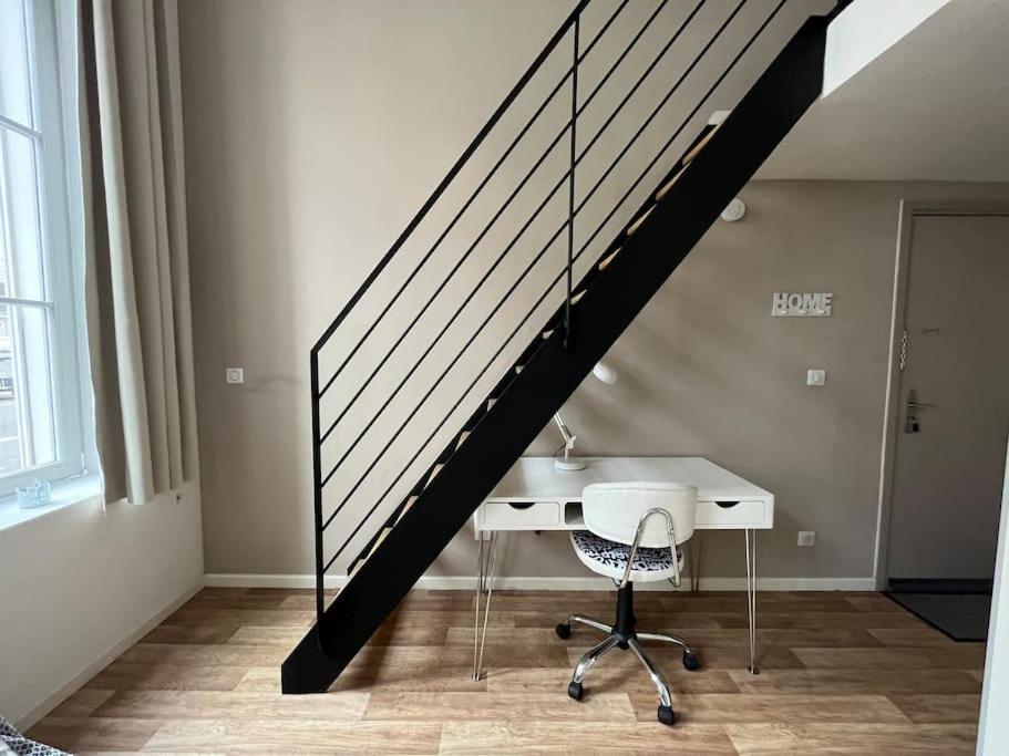 Tres Bel Appartement A 2 Pas Du Theatre Sebastopol Lille Exterior foto